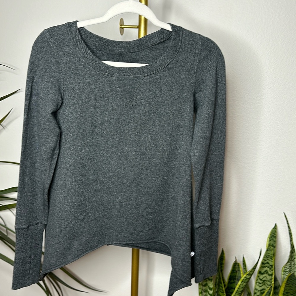 85. Lululemon Tea Lounge Pullover
Heathered Coal